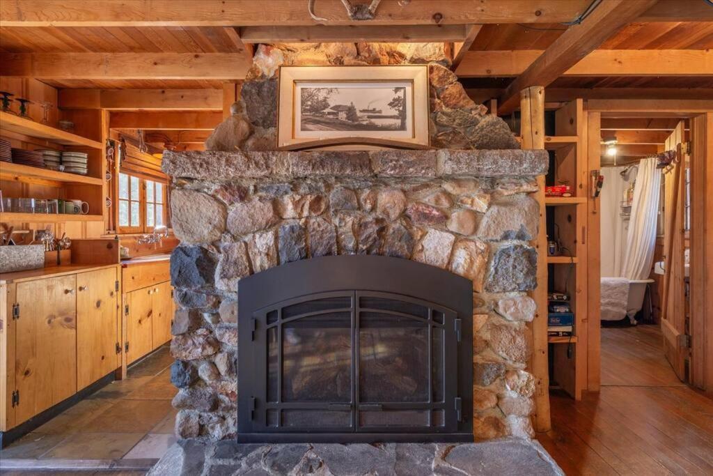 Coziest Cabin In Tahoe W Stone Fireplace Comfy Beds Close To Slopes & Lake Carnelian Bay Exterior foto